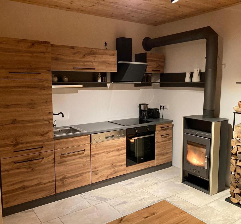 Zirben Appartement Zwischen Berg Und See Щайндорф ам Осиахер Зее Екстериор снимка
